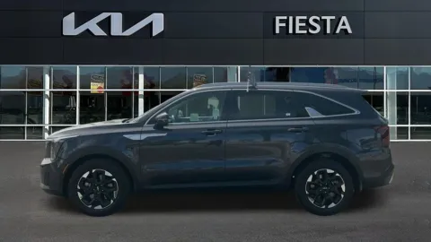 Another view of 2025 Kia Sorento S for sale in Indio, CA at Fiesta Kia