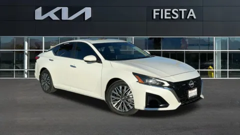 White 2023 Nissan Altima 2.5 SV for sale in Indio, CA