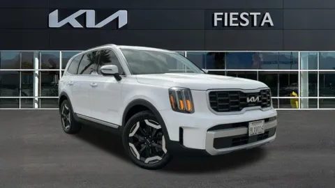 White 2024 Kia Telluride S for sale in Indio, CA