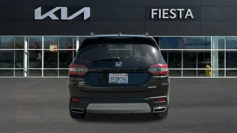 More photos of 2023 Honda Pilot Touring at Fiesta Kia, CA