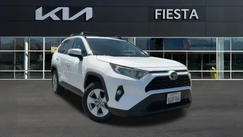 White 2020 Toyota RAV4 XLE for sale in Indio, CA