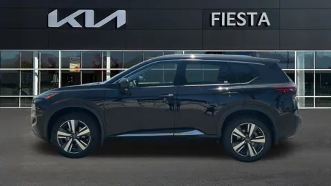 More photos of 2022 Nissan Rogue SL at Fiesta Kia, CA