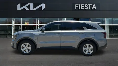 More photos of 2025 Kia Sorento LX at Fiesta Kia, CA