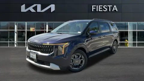 Photos of 2025 Kia Carnival Hybrid EX for sale in Indio, CA at Fiesta Kia