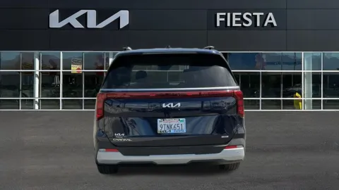 More photos of 2025 Kia Carnival Hybrid EX at Fiesta Kia, CA