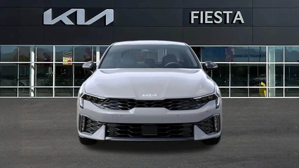 Kia K5 photo 2