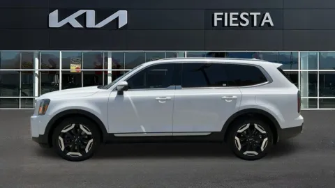 More photos of 2024 Kia Telluride EX at Fiesta Kia, CA