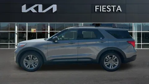 More photos of 2022 Ford Explorer XLT at Fiesta Kia, CA