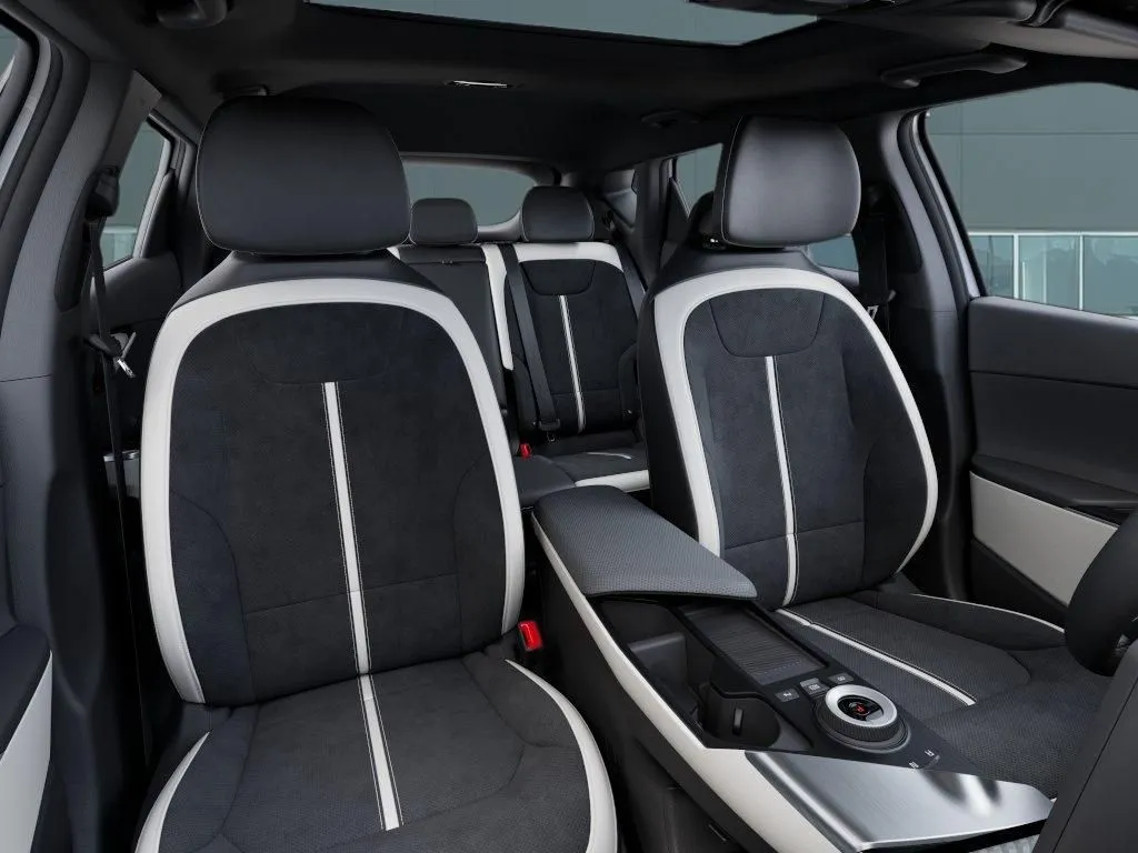 Kia EV6 photo 17