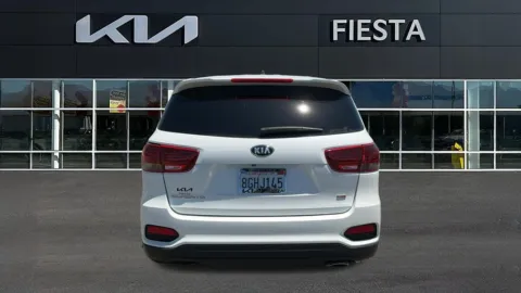More photos of 2019 Kia Sorento LX at Fiesta Kia, CA