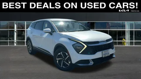 White 2023 Kia Sportage Hybrid LX for sale in Indio, CA