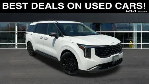 White 2025 Kia Carnival SX Prestige for sale in Indio, CA