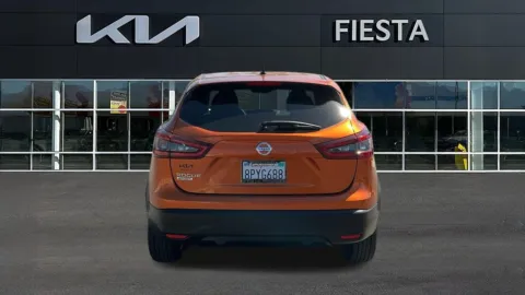 More photos of 2020 Nissan Rogue Sport S at Fiesta Kia, CA