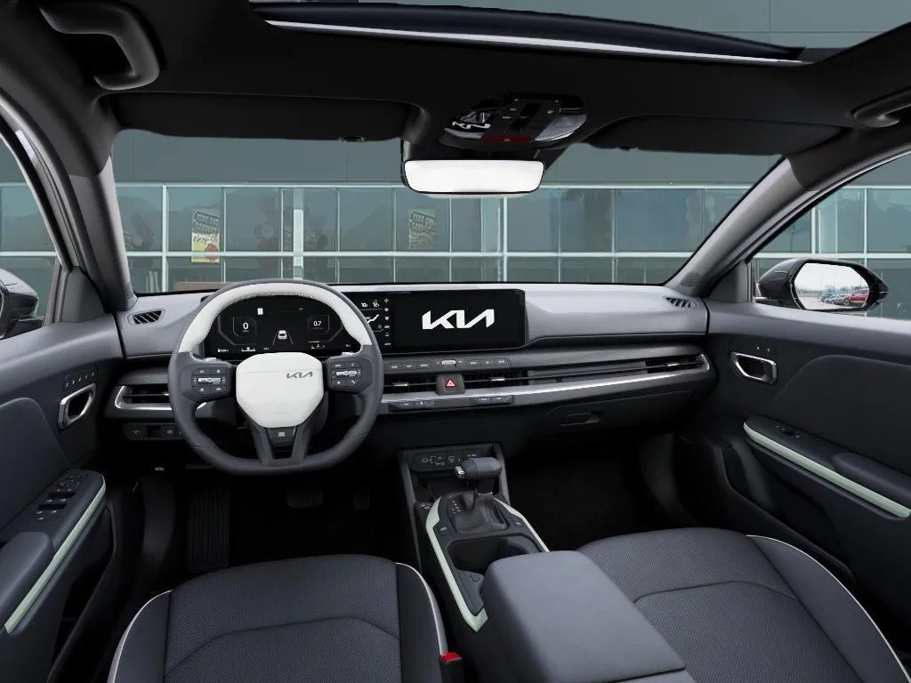 Kia K4 photo 16