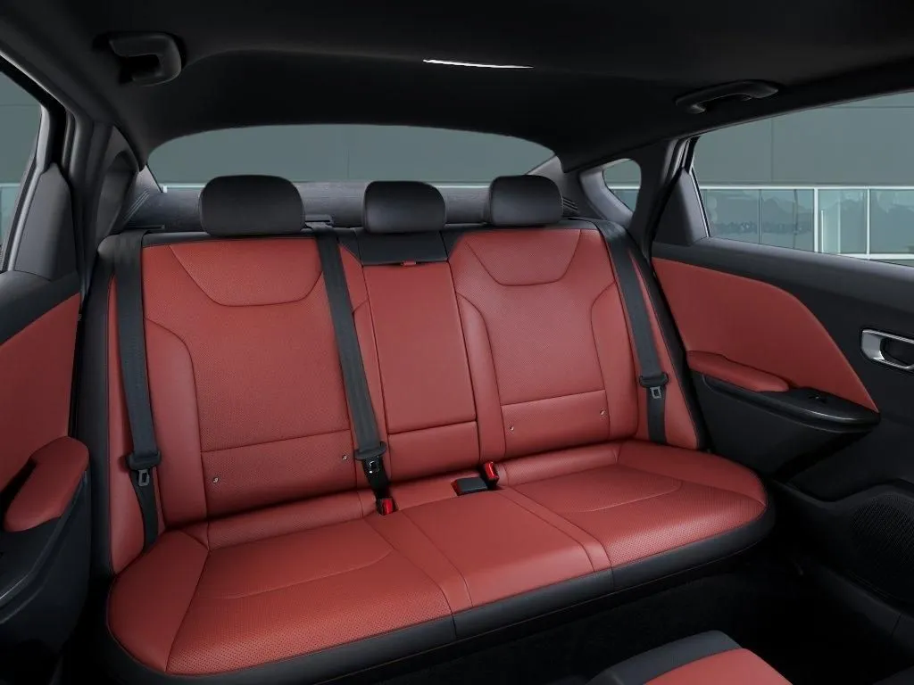 Kia K4 photo 18
