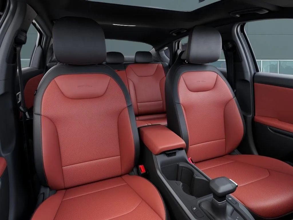 Kia K4 photo 17