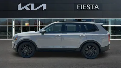 More photos of 2022 Kia Telluride SX at Fiesta Kia, CA