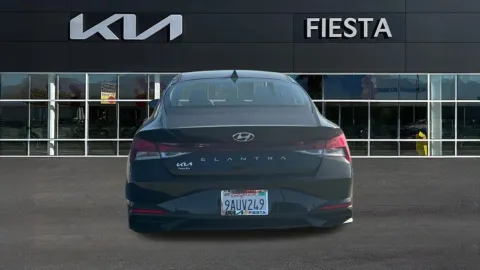 More photos of 2022 Hyundai Elantra SE at Fiesta Kia, CA