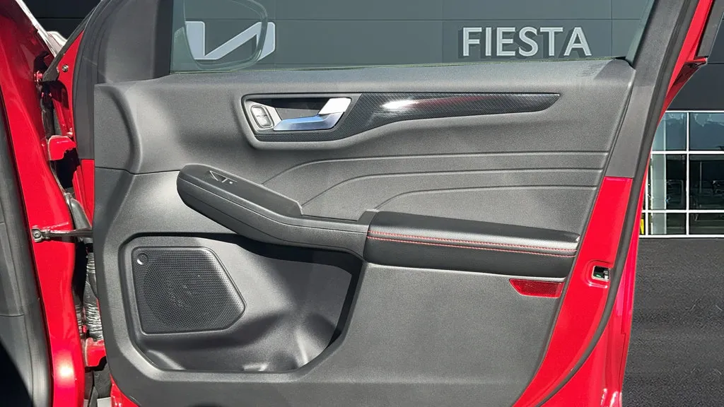 Ford Escape photo 21