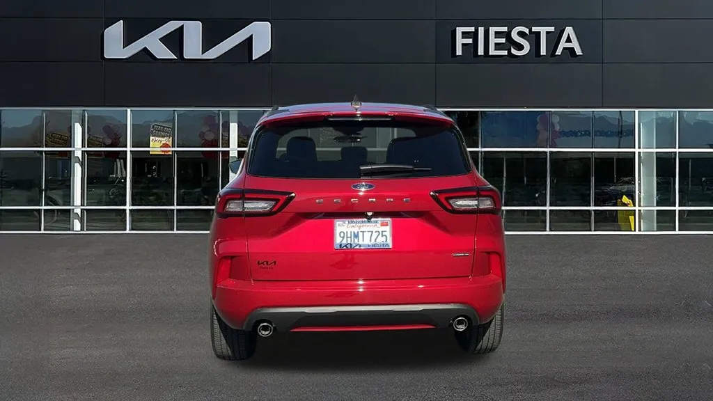 Ford Escape photo 5