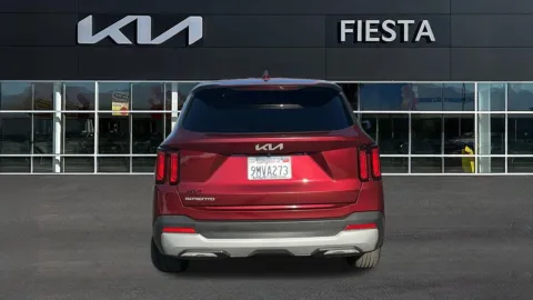 More photos of 2024 Kia Sorento LX at Fiesta Kia, CA