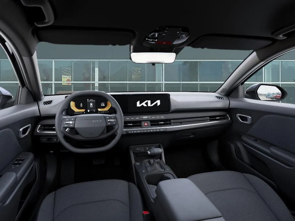 Kia K4 photo 16