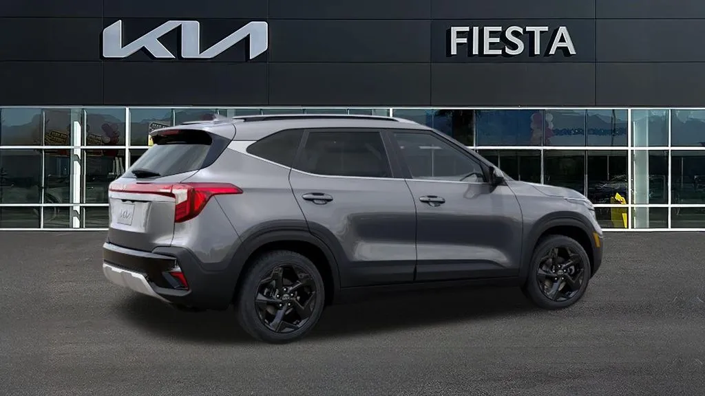 Kia Seltos photo 6