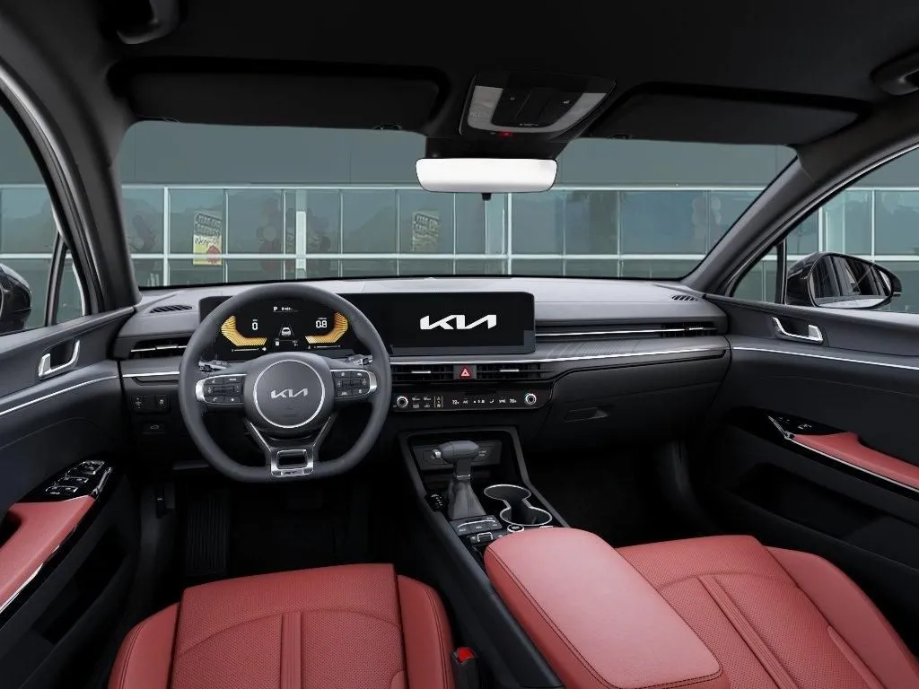 Kia K5 photo 16
