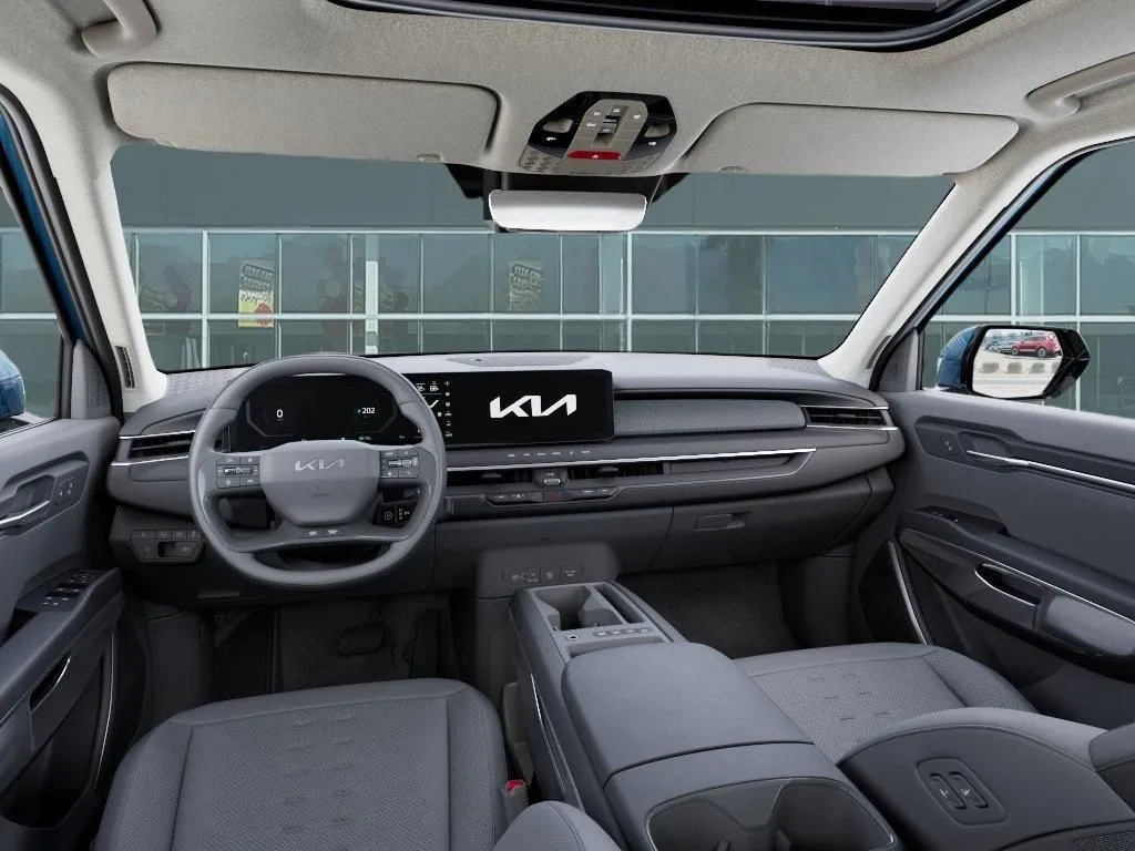 Kia EV9 photo 16