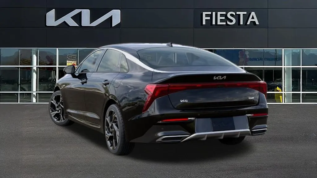 Kia K5 photo 4