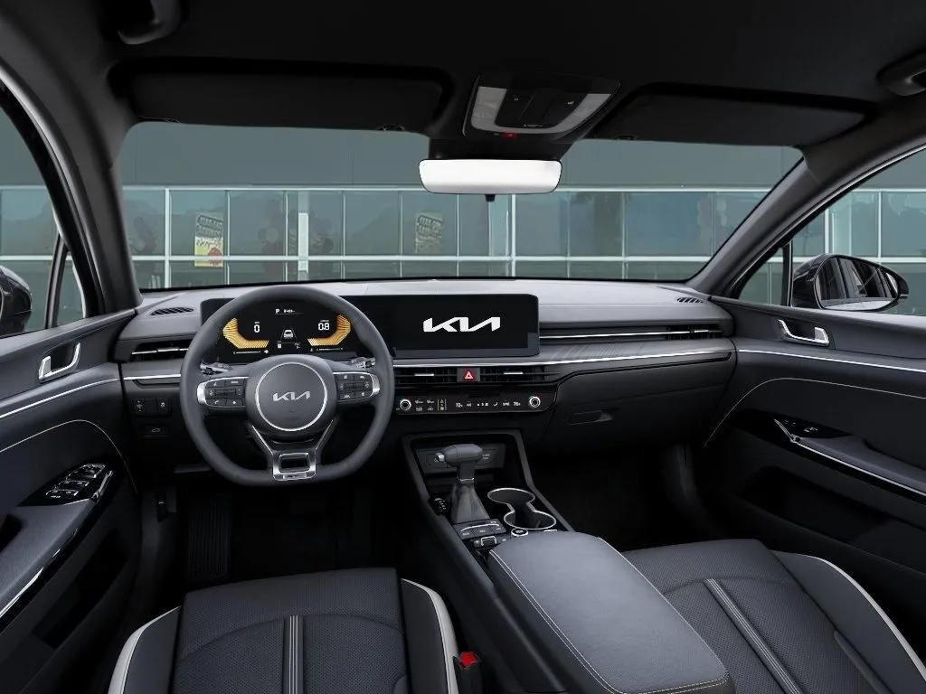 Kia K5 photo 16