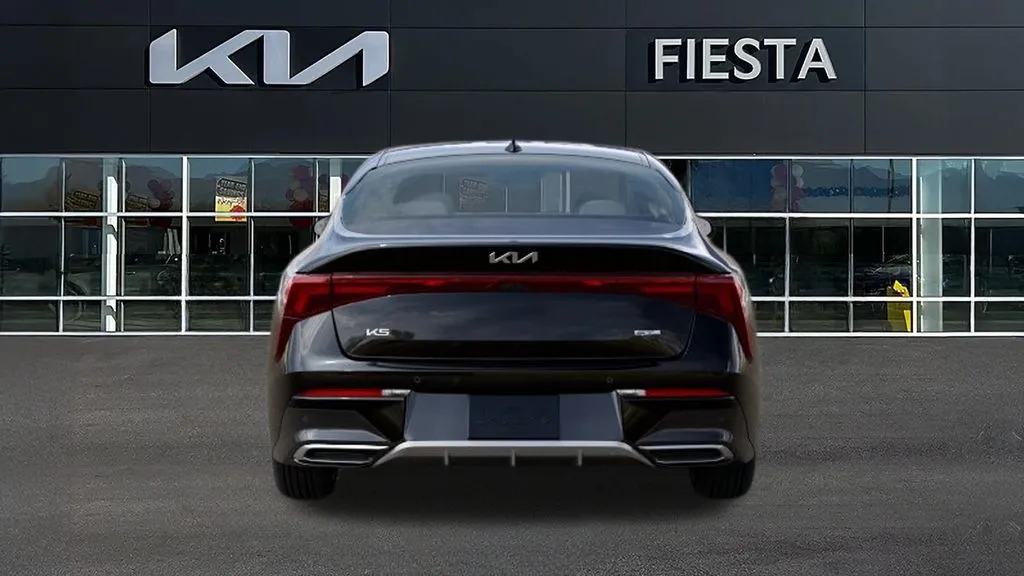 Kia K5 photo 5