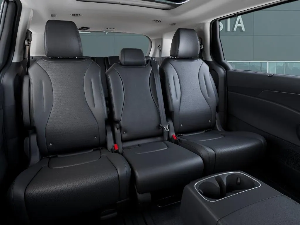 Kia Carnival photo 18