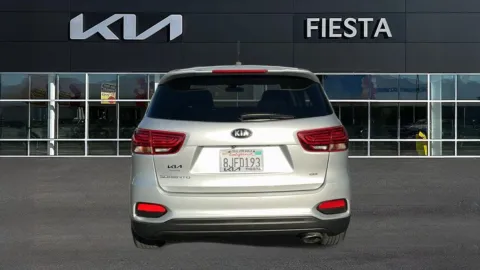 More photos of 2019 Kia Sorento L at Fiesta Kia, CA
