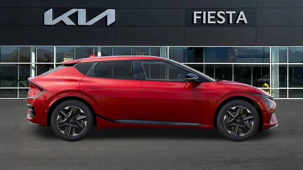 Kia EV6 photo 8