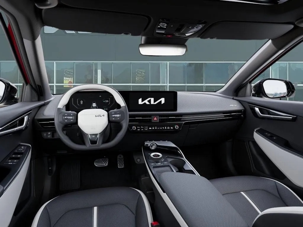Kia EV6 photo 16