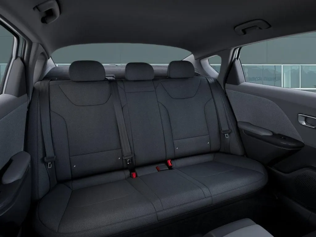Kia K4 photo 18