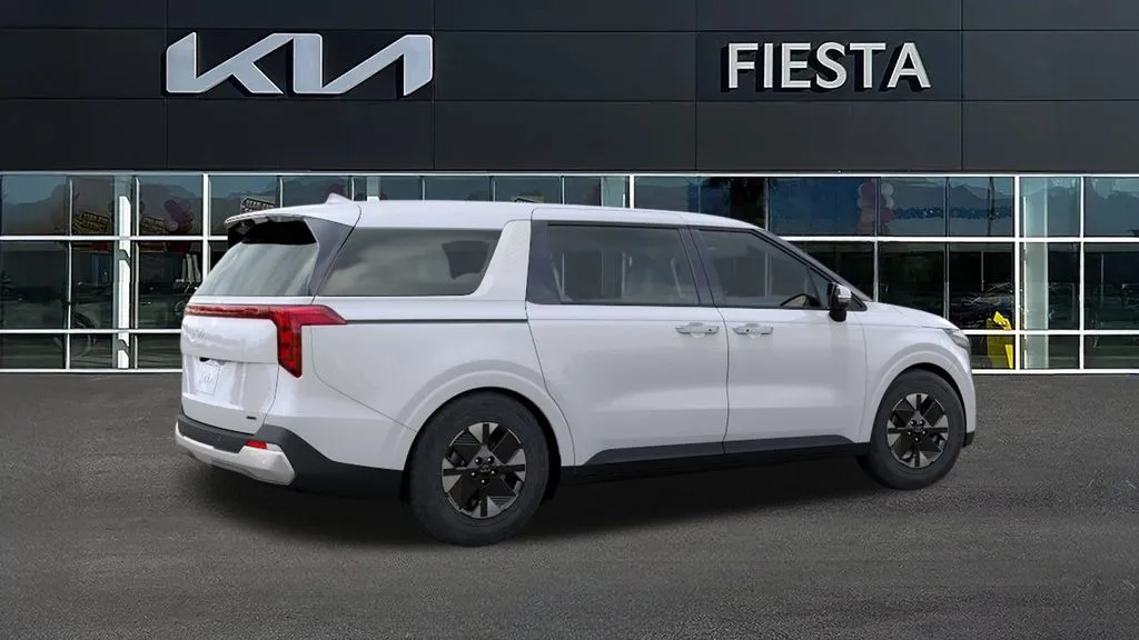 Kia Carnival photo 6