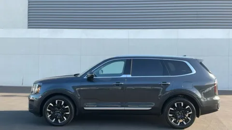 More photos of 2024 Kia Telluride SX at Fiesta Kia, CA