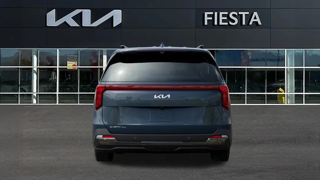 Kia Carnival photo 15