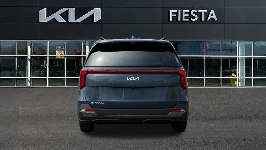 Kia Carnival photo 5
