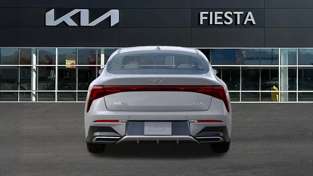 Kia K5 photo 15