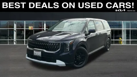 Photos of 2025 Kia Carnival LXS for sale in Indio, CA at Fiesta Kia
