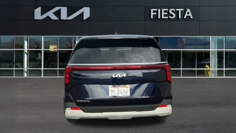 More photos of 2025 Kia Carnival LXS at Fiesta Kia, CA