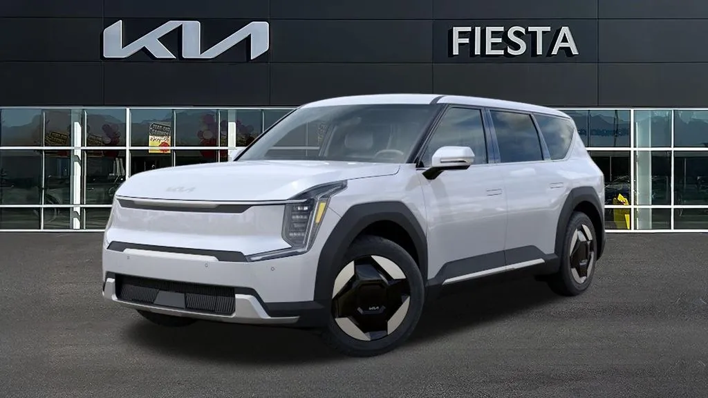 White 2026 Kia EV9 Light Long Range for sale in Indio, CA
