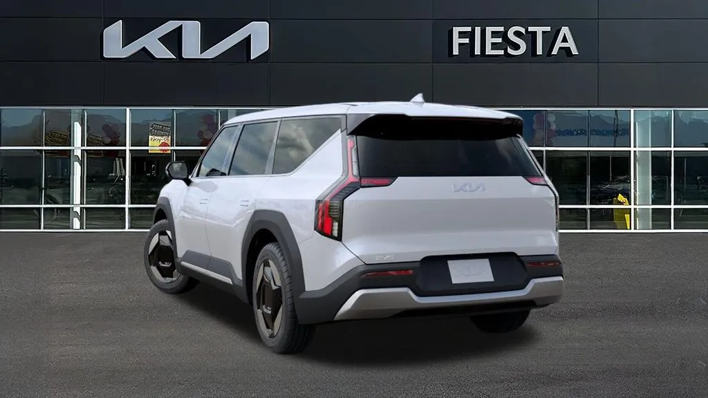 Kia EV9 photo 4