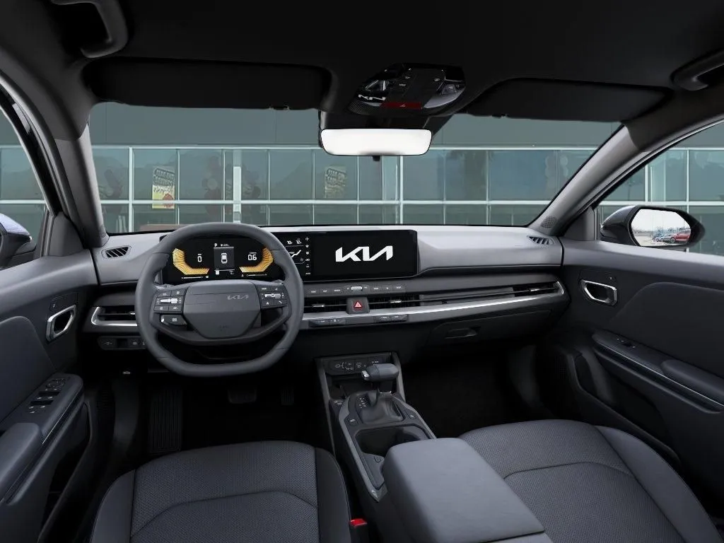 Kia K4 photo 16