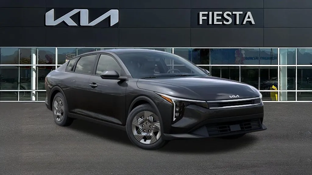 Kia K4 photo 9