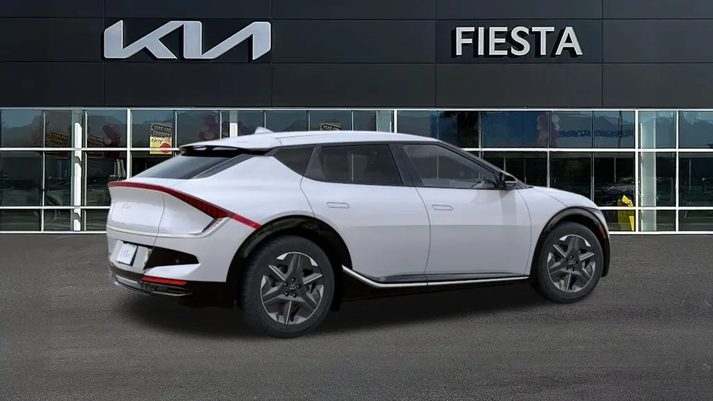 Kia EV6 photo 6