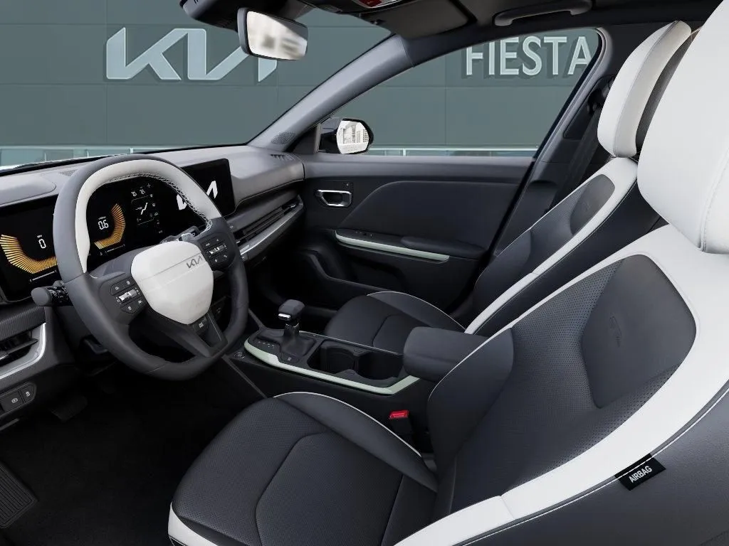 Kia K4 photo 19